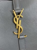 LE 5 À 7 SMALL SUPPLE 22 IN NEPAL BLUE CALFSKIN GOLD BUCKLE - Image 15