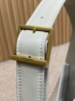 LE 5 À 7 LARGE SUPPLE BAG 31 IN WHITE CALFSKIN - Image 9