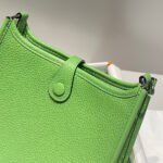 MINI NEO 18 EVELYNE BAG IN LIGHT GREEN GRAINED CALFSKIN - Image 3