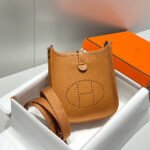 MINI NEO 18 EVELYNE BAG IN TAWNY BROWN GRAINED CALFSKIN - Image 10