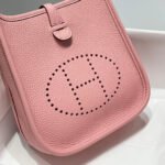 MINI NEO 18 EVELYNE BAG IN BABY PINK GRAINED CALFSKIN - Image 3