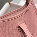 MINI NEO 18 EVELYNE BAG IN BABY PINK GRAINED CALFSKIN - Image 8