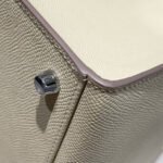 KELLY 28CM IN NATA EPSOM CALFSKIN SILVER HARDWARE - Image 14