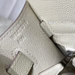 KELLY 28CM IN NATA EPSOM CALFSKIN SILVER HARDWARE - Image 7