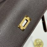 KELLY 25CM IN EBENE EPSOM CALFSKIN GOLD HARDWARE - Image 5