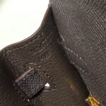 KELLY 25CM IN EBENE EPSOM CALFSKIN GOLD HARDWARE - Image 16