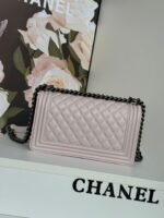 BOY BAG MEDIUM 25 IN PINK NUDE CALFSKIN - Image 12