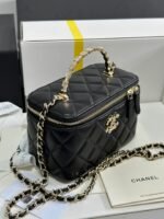 VANITY CASE 18 IN BLACK CALFSKIN GOLD HARDWARE - Image 15