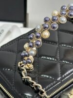 VANITY CASE 18 IN BLACK SHINY LAMBSKIN WITH PEARL HANDLE - Image 12