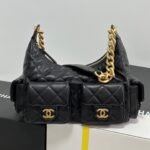 QUILTED HOBO CARGO BAG 31 IN BLACK CALFSKIN GOLD CHAIN - Image 10