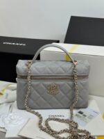 STRASS VANITY QUILTED CASE 19 IN GREY CALFSKIN WITH GOLD METALLIC - Image 14