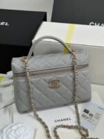 STRASS VANITY QUILTED CASE 19 IN GREY CALFSKIN WITH GOLD METALLIC - Image 11