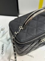 MINI VANITY TOP HANDLE CASE 17 IN BLACK CAVIAR SKIN SILVER-TONE PLATED METAL - Image 17