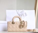 SMALL LADY D-JOY 22 IN LIGHT PINK LAMBSKIN - Image 11