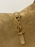 LE 5 À 7 SUPPLE SMALL 22 IN PEANUT BROWN SUEDE - Image 7