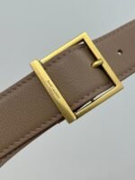 LE 5 À 7 LARGE SUPPLE 31 IN LIGHT BROWN GRAINED CALFSKIN - Image 6