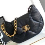 CC LARGE 30 HOBO BAG IN BLACK CALFSKIN MIX METAL HARDWARE - Image 10