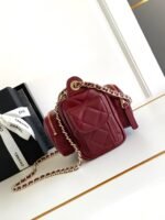CHANEL 25S CAMERA BAG 23 IN DARK RED LAMBSKIN WITH GOLD HARDWARE - Image 2