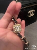 SMALL VANITY CASE 11 IN BLACK CALFSKIN GOLD HARDWARE - Image 3