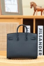 BIRKIN FAUBOURG TOUCH 20 IN BLACK CALFSKIN WITH SILVER HARDWARE - Image 2