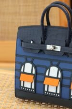 BIRKIN FAUBOURG TOUCH 20 IN NAVY MIX CLASSIC BLUE CALFSKIN WITH SILVER HARDWARE - Image 13