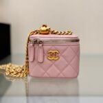 CHANEL 25S MINI VANITY BAG 11 CM IN LIGHT PINK LAMBSKIN WITH GOLD HARDWARE - Image 5