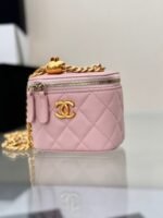 CHANEL 25S MINI VANITY BAG 11 CM IN LIGHT PINK LAMBSKIN WITH GOLD HARDWARE - Image 7