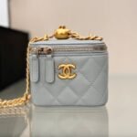 CHANEL 25S MINI VANITY BAG 11 CM IN GREY LAMBSKIN WITH GOLD HARDWARE - Image 5