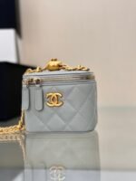 CHANEL 25S MINI VANITY BAG 11 CM IN GREY LAMBSKIN WITH GOLD HARDWARE - Image 6