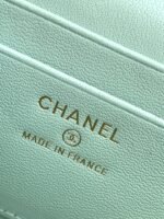 CHANEL 25S VANITY BAG 19.5 CM IN MINT GREEN LAMBSKIN - Image 18