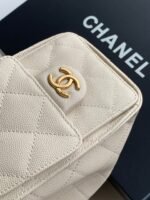 CHANEL 25S HOBO BAG 22 IN LIGHT BEIGE CAVIAR LEATHER WITH GOLD HARDWARE - Image 12