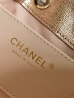 CHANEL 25S HOBO BAG 22 IN ROSE METALLIC CAVIAR - Image 17