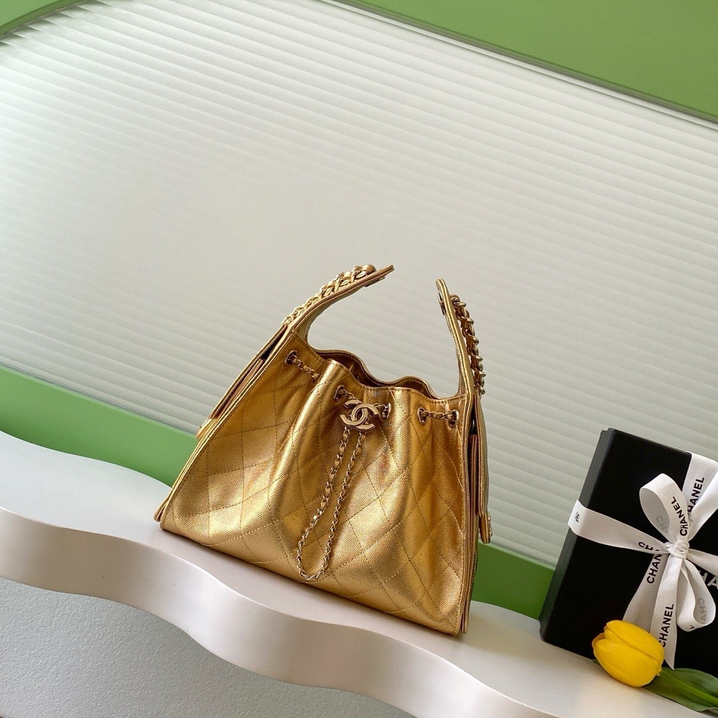 img_ecb71349_20251213_i1765609484088_9414_0_0_jpg CHANEL 25S HOBO BAG 30 IN METALLIC GOLD CAVIAR LEATHER - Image 1