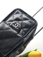 CHANEL 26S HOBO BAG 22 IN BLACK CALFSKIN - Image 5