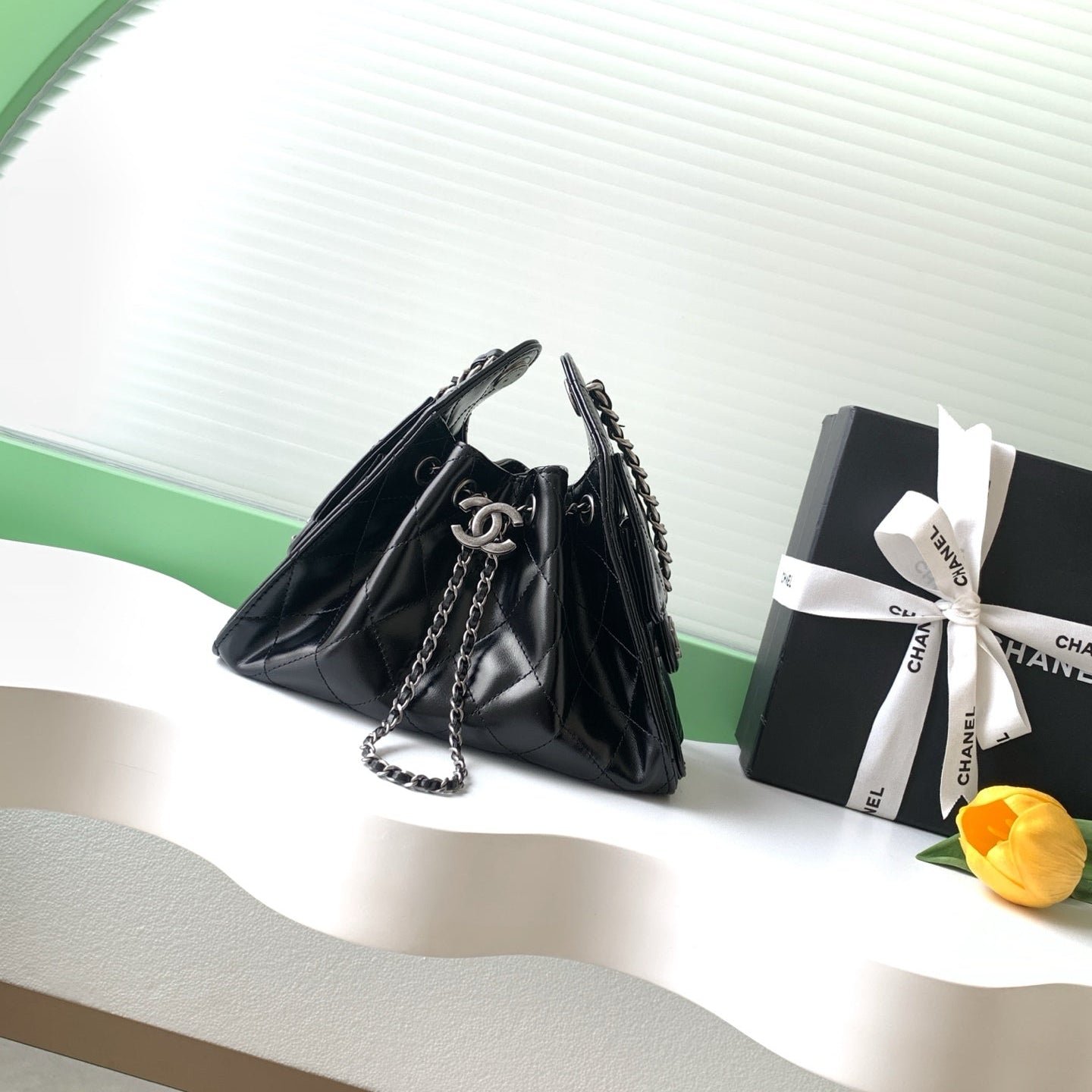 img_ecb71349_20260420_i1776661828242_8799_0_0_jpg CHANEL 26S HOBO BAG 22 IN BLACK CALFSKIN - Image 1