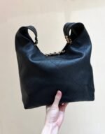 QUILTED SMALL HOBO BAG 27 IN BLACK LAMBSKIN GOLD HARDWARE - Image 11