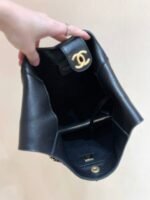 QUILTED SMALL HOBO BAG 27 IN BLACK LAMBSKIN GOLD HARDWARE - Image 13
