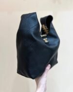 QUILTED SMALL HOBO BAG 27 IN BLACK LAMBSKIN GOLD HARDWARE - Image 14