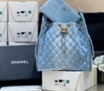 CC 25 HANDBAG 40 IN BLUE DENIM GOLD HARDWARE - Image 2