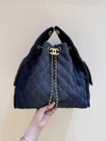 CC 25 HANDBAG 40 IN DARK BLUE DENIM GOLD HARDWARE - Image 11