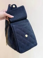 CC 25 HANDBAG 40 IN DARK BLUE DENIM GOLD HARDWARE - Image 6
