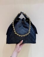 CC 25 HANDBAG 40 IN DARK BLUE DENIM GOLD HARDWARE - Image 16