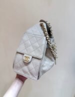 CC 25 HANDBAG IN CREAM 30 GRAINED CALFSKIN GOLD HARDWARE - Image 4