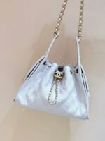 CC 25 HANDBAG IN WHITE 30 GRAINED CALFSKIN GOLD HARDWARE - Image 18