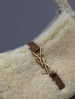 LE 5 À 7 MINI BAG 19 IN CREAM SHEARLING AND BROWN CALFSKIN TRIM - Image 7
