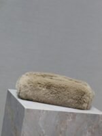 KATE SMALL BAG 22 IN ECRU BEIGE RABBIT FUR GOLD CHAIN - Image 15