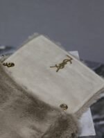KATE FLAP BAG 28 IN ECRU BEIGE RABBIT FUR GOLD CHAIN - Image 18