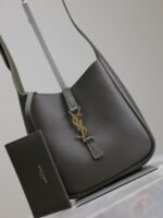 YSL 25S LE 5 À 7 BAG 16 IN LIGHT MUSK GRAINED CALFSKIN GOLD HARDWARE - Image 2