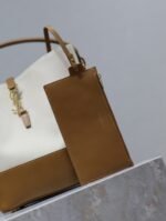 YSL 25S LE 5 À 7 BUCKET 26 IN CREAM BROWN CALFSKIN AND CANVAS GOLD HARDWARE - Image 15