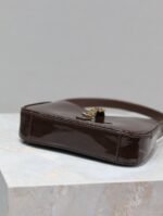 LE 5 À 7 MINI BAG 19 IN CHOCOLATE PATENT CALFSKIN GOLD LOGO - Image 3